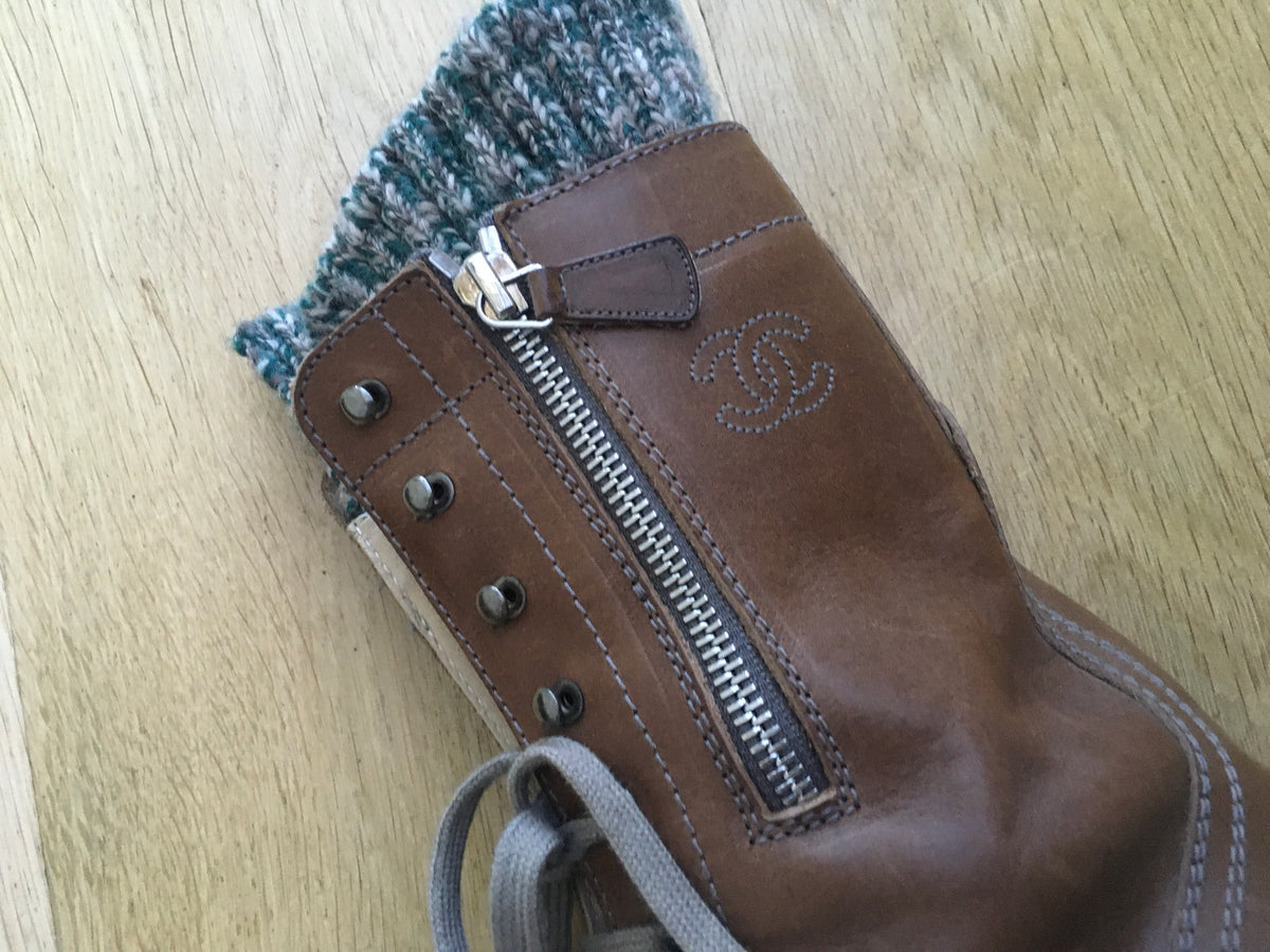 CHANEL CC Knit-Trimmed Combat Ankle Boots Leather Booties Size 39 ladies