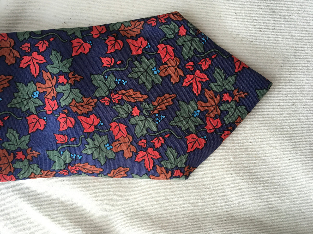 Hermès HERMES Paris Silk Leaf Print Tie 7406 PA 100% AUTHENTIC Men