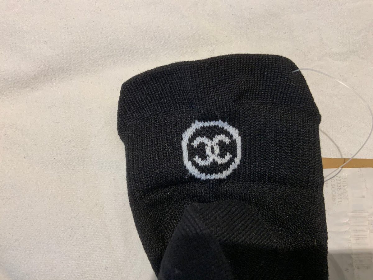 CHANEL Black CC Socks NWT 1 Pair Rare SOLD OUT Workout Sport Tennis M medium ladies