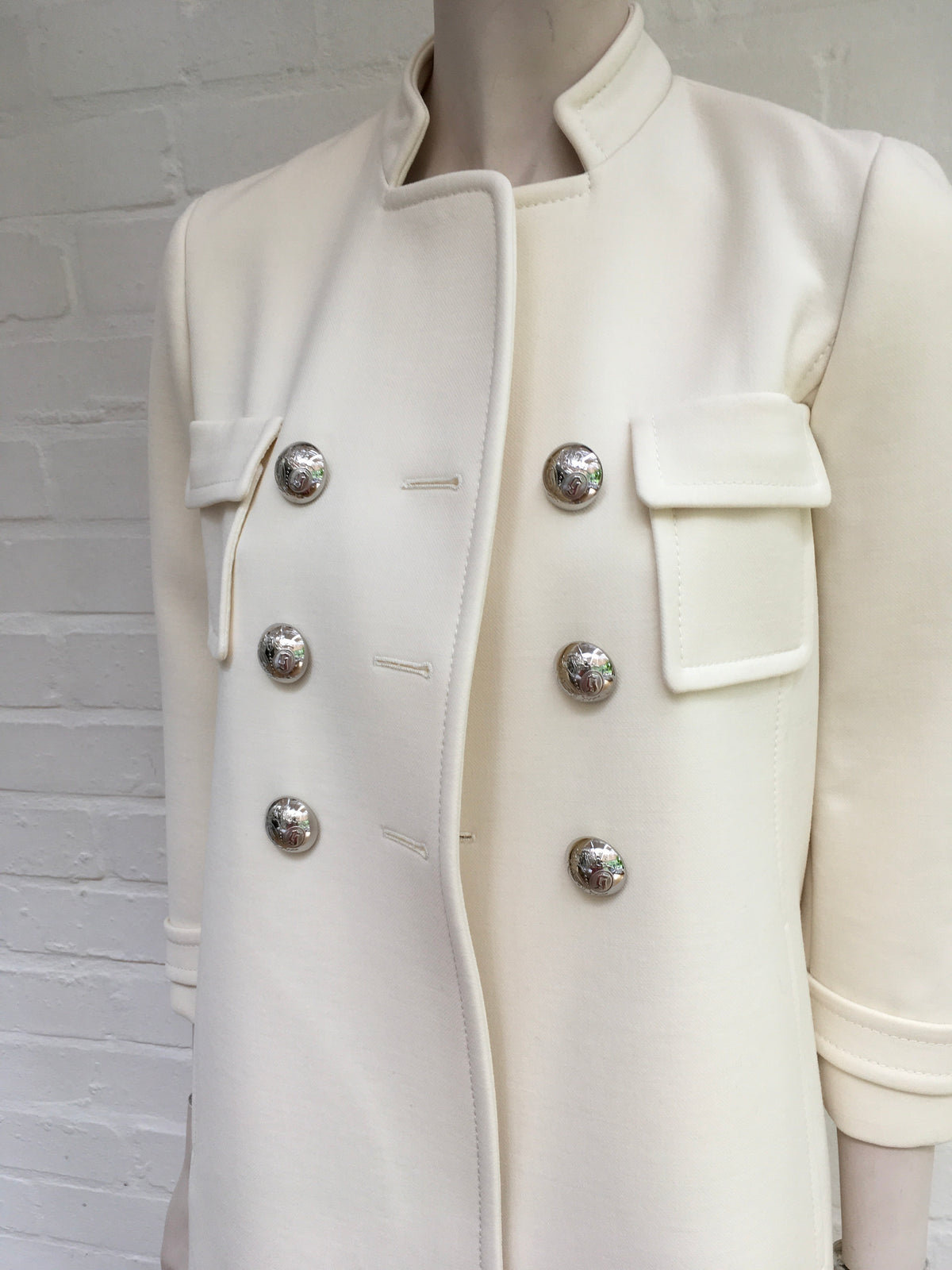 GUCCI White Wool-crepe Double Breasted Napoleon Coat Size I 36 ladies