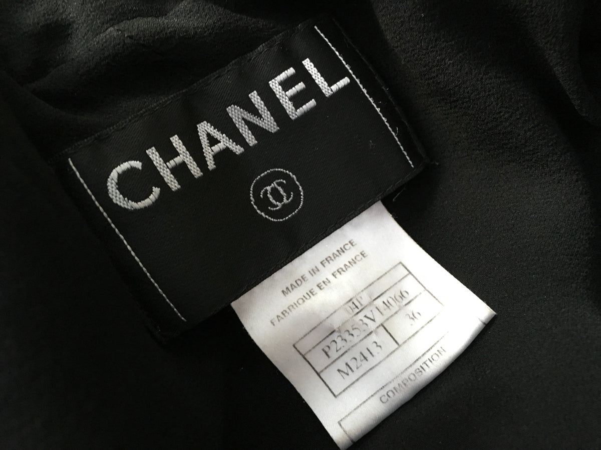 CHANEL Metallic Tweed Jacket Pearls Embellishe Ladies
