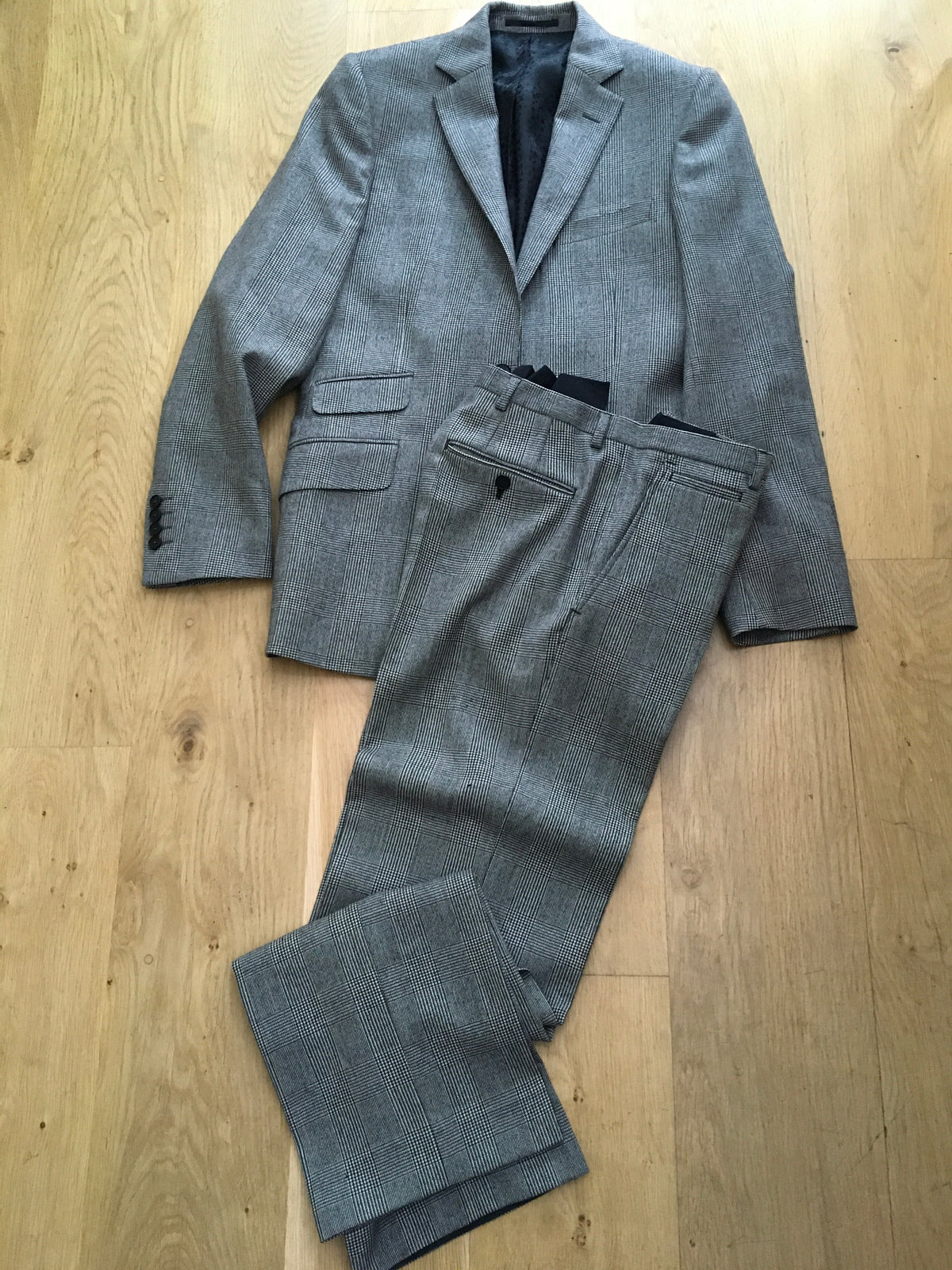 Jaeger London Prince of Wales Checked Wool Suit 2 Pieces Size 36R 30R Men