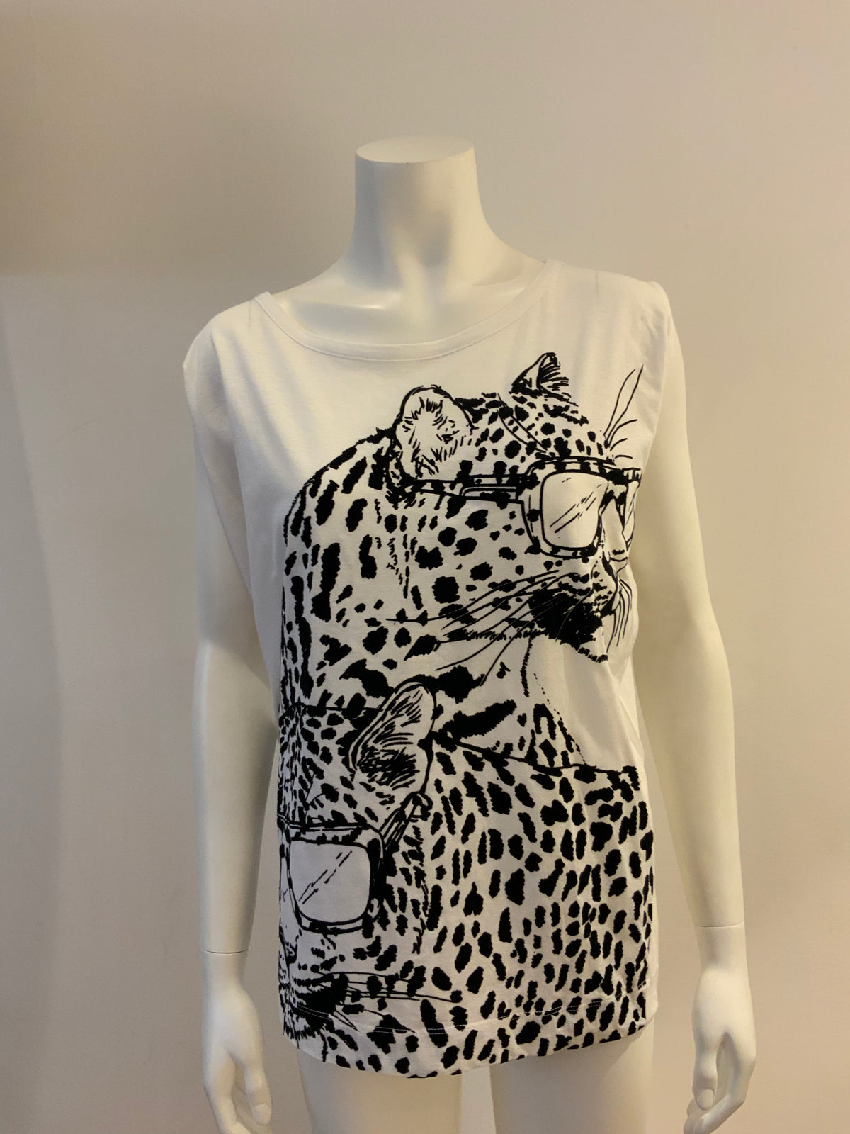 Stella McCartney Velvet Leopard T shirt Size I 40 UK 8 US 6 S small ladies
