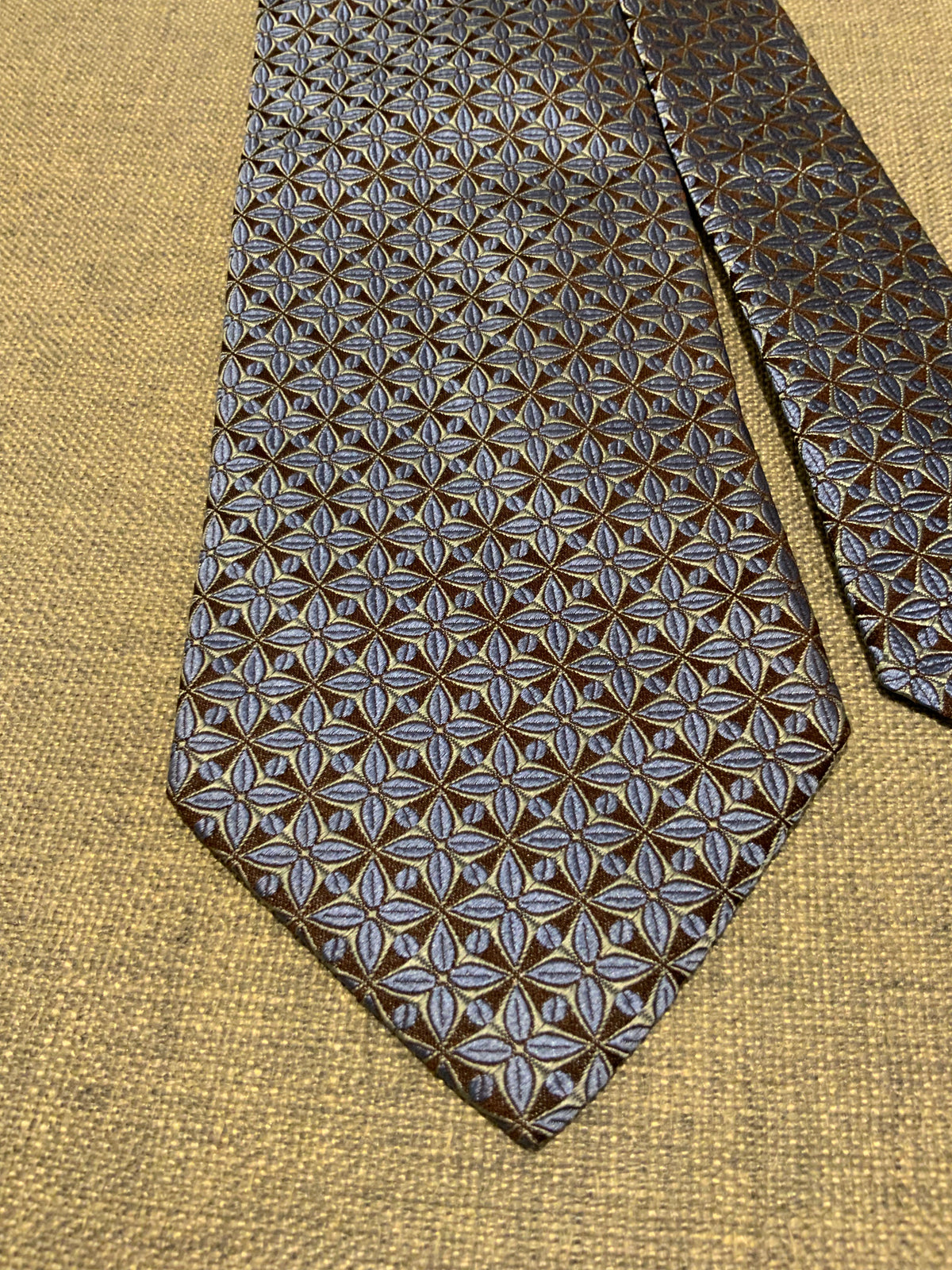 DOLCE & GABBANA Silk Jacquard Flower Mens Tie men