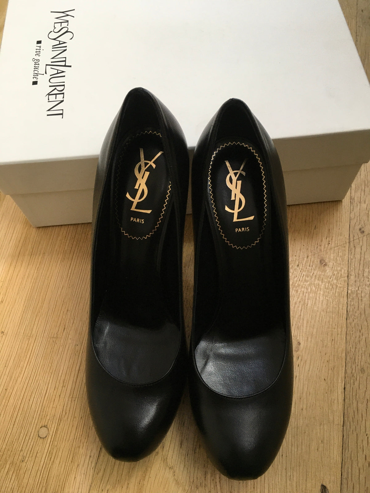 YVES SAINT LAURENT Black Ysl Tribtoo 80 Napa Leather Platform Pumps Size 38 ladies