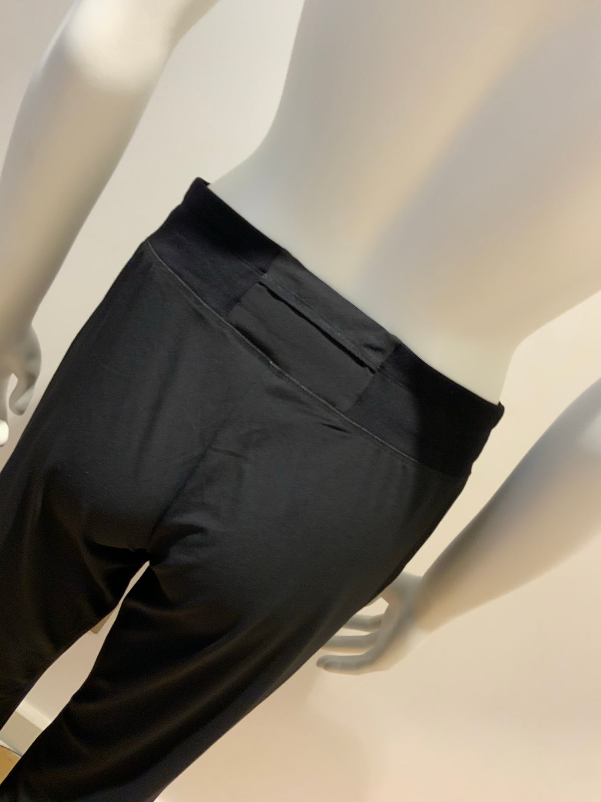Sweaty Betty Sportswear Garudasana Yoga Sweatpants Size Small or Medium ladies