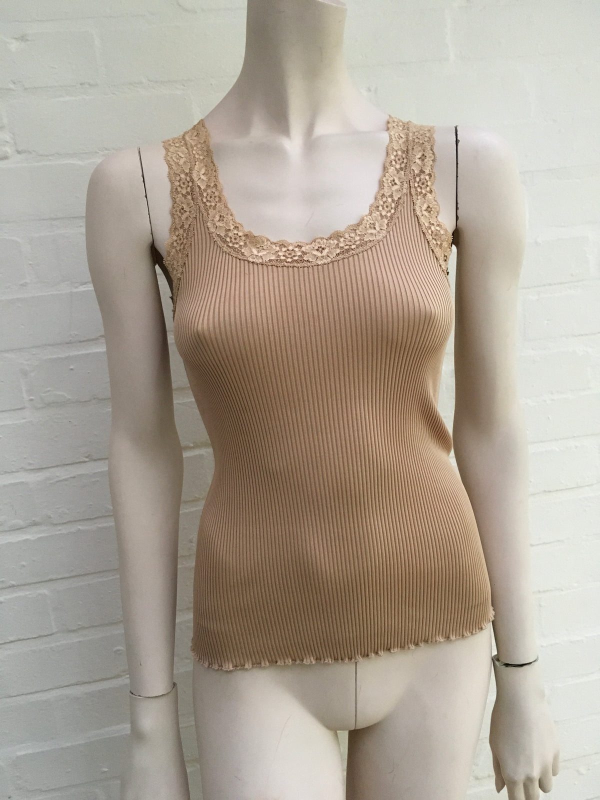 Aqua Women's Silk Lace Trim Beige Natural Top Tank Size S Small ladies