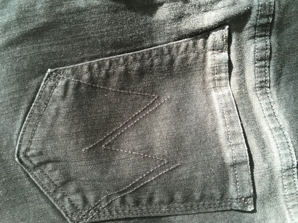 MOTHER The Looker Black Not Guilty Denim Jeans Size 26 ladies