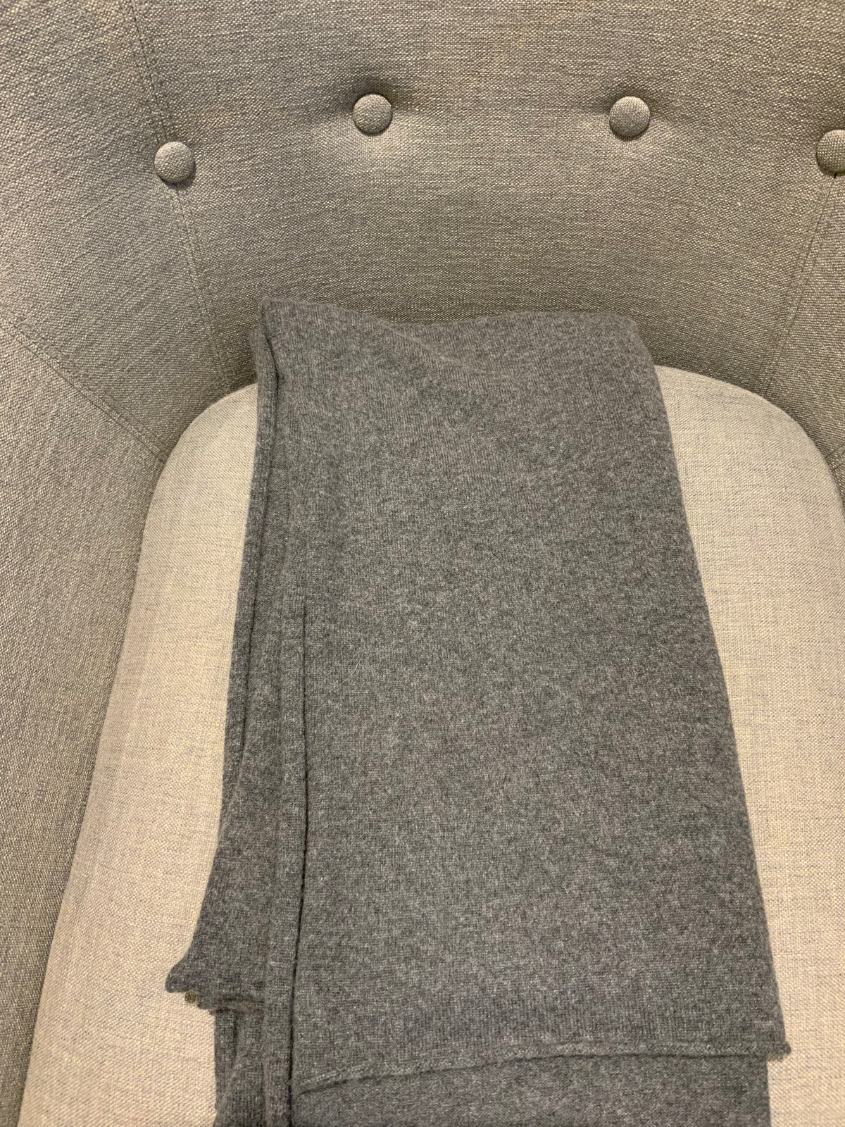 Pringle of Scotland Pure Cashmere Unisex Shall Scarf Blue or Grey ladies