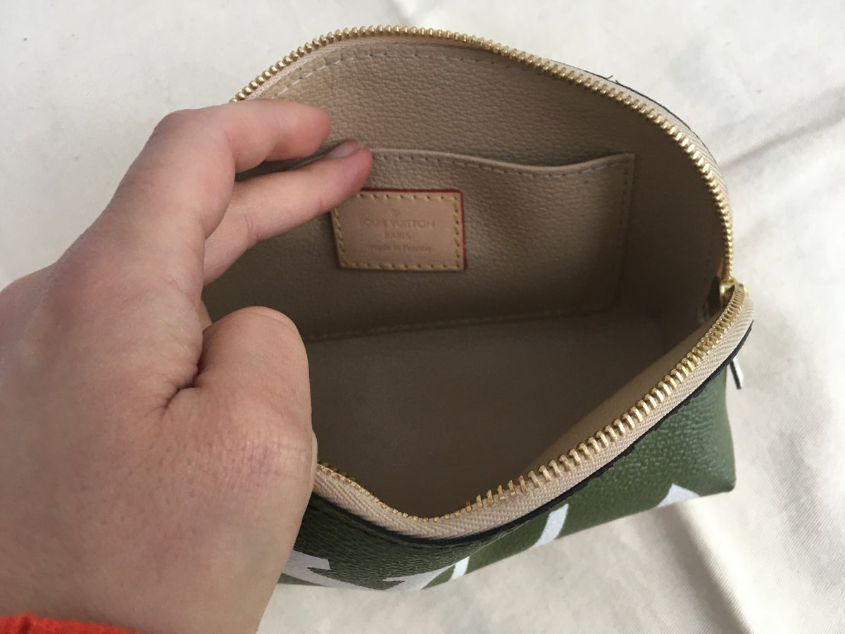LOUIS VUITTON Monogram Giant Cosmetic Pouch Kaki 2019 COLLECTION Ladies