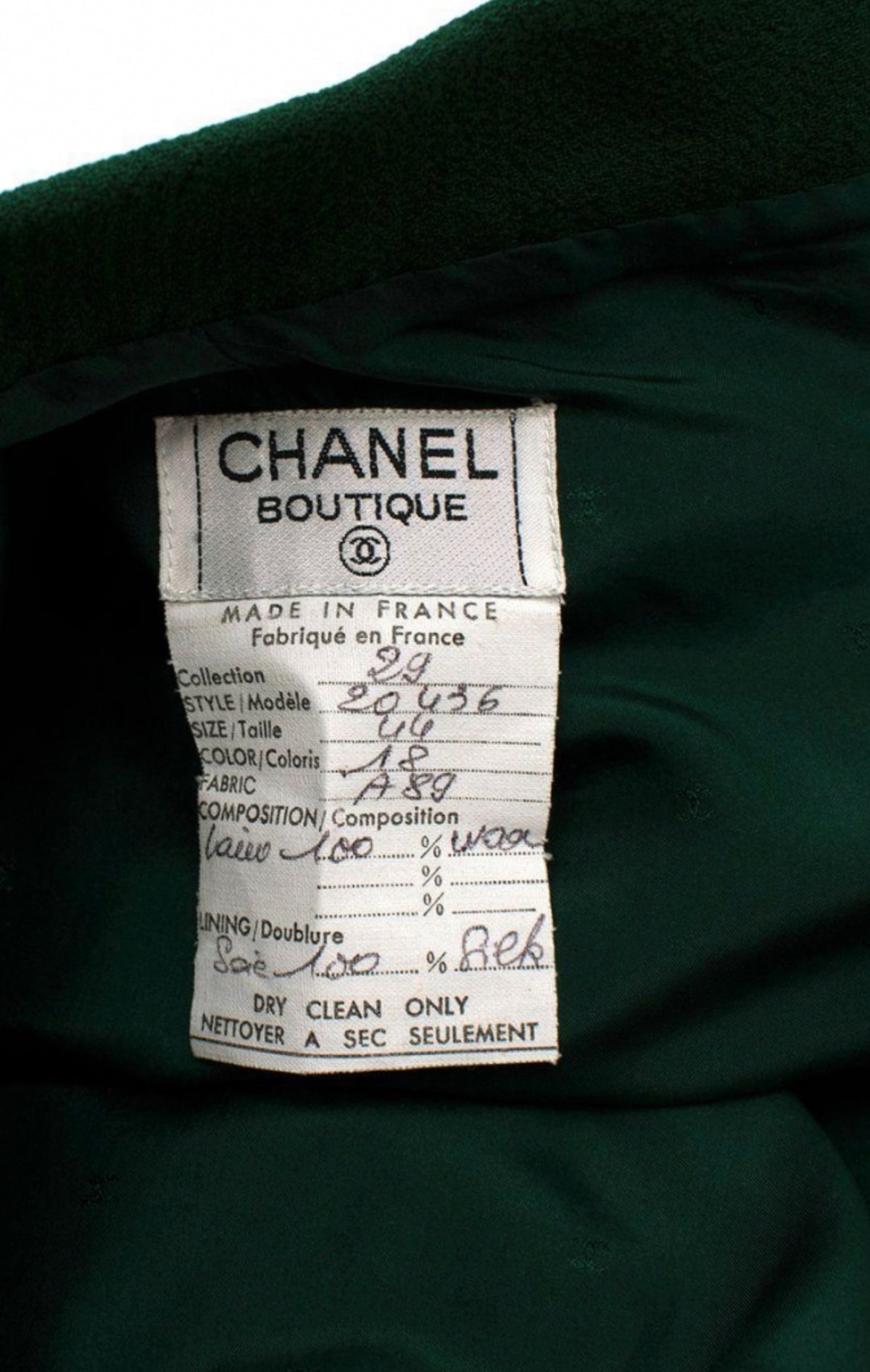 Chanel 1990’s green skirt suit Size F 44 ladies