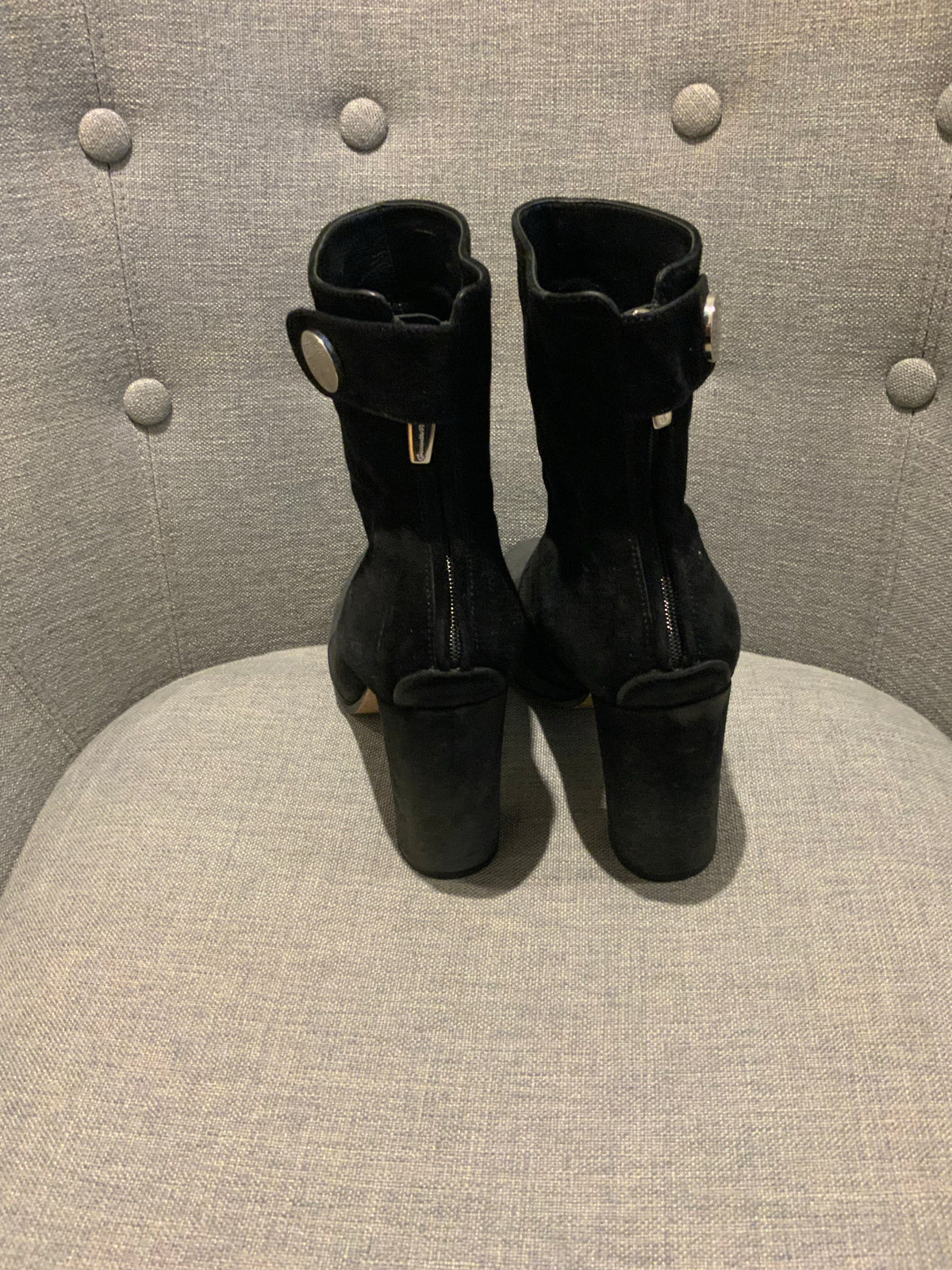 Gianvito Rossi suede leather ankle boots booties heels Size 38 US 8 UK 5 ladies