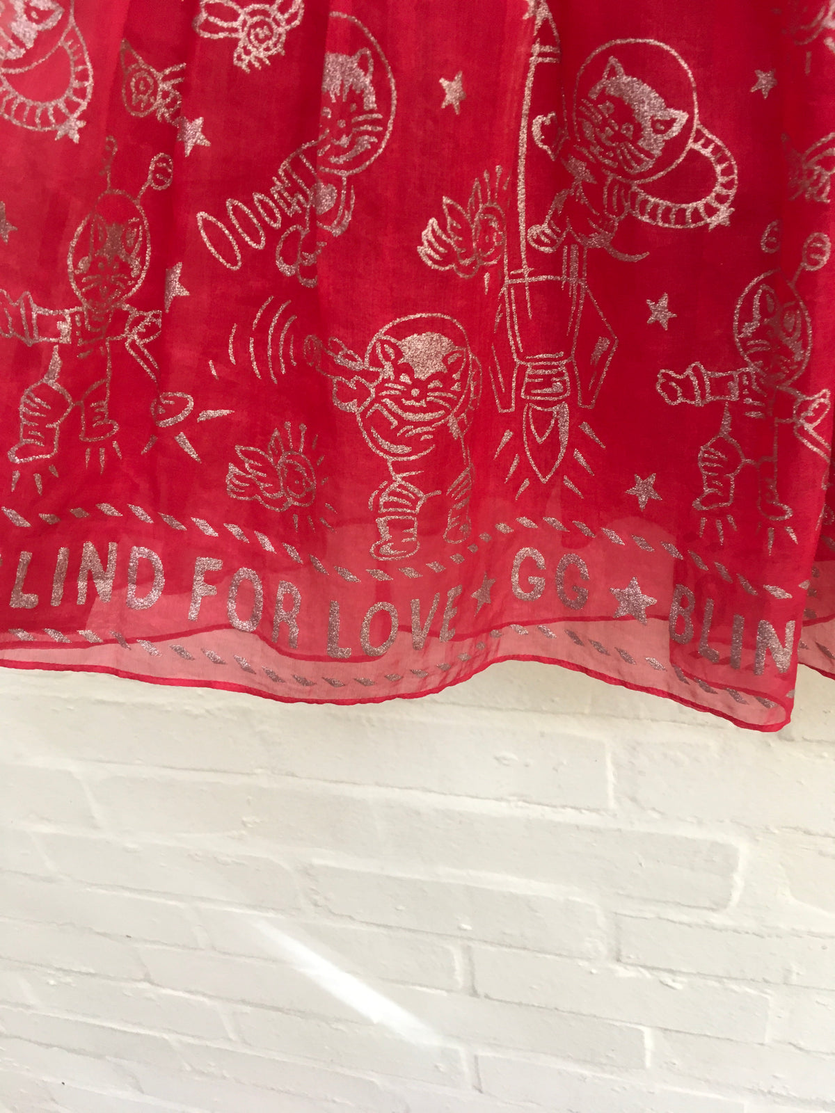 GUCCI 2017/2018 GIRLS EMBROIDED RED BLIND FOR LOVE SILK DRESS CHILDREN