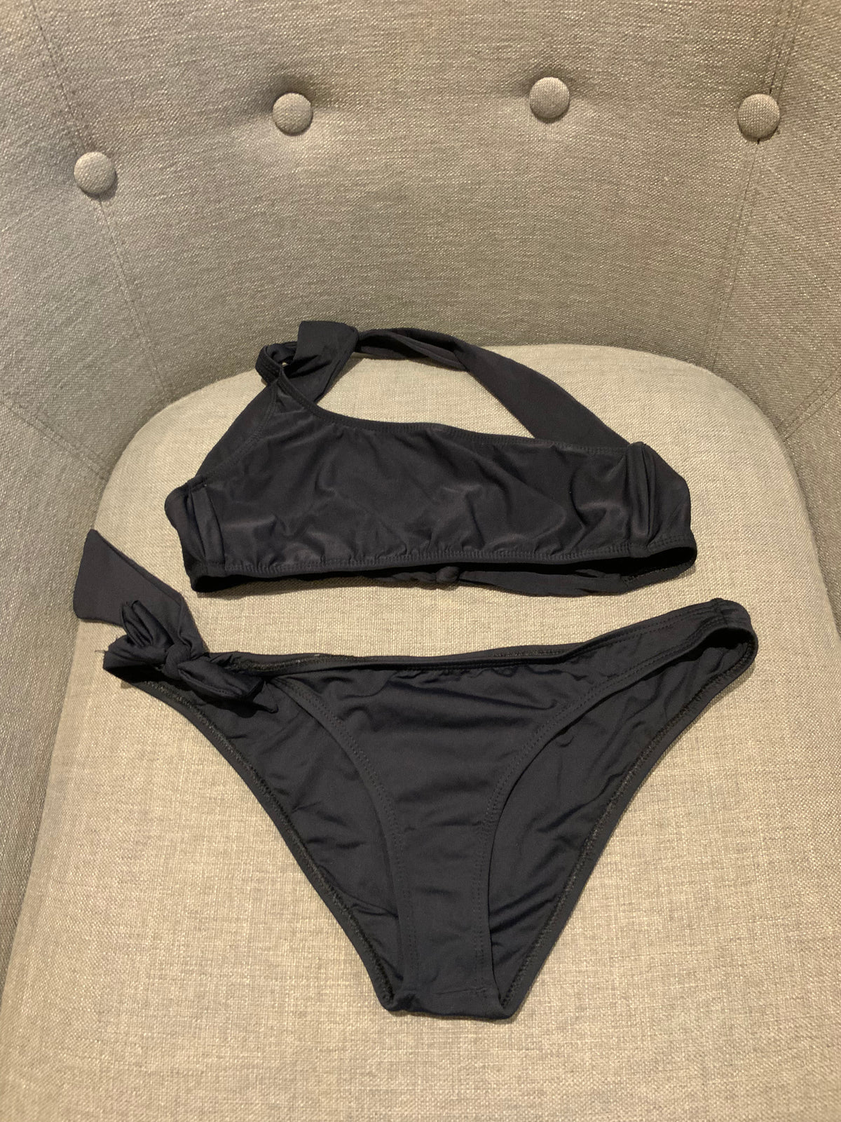 Swimsuit Two Pices Swimsuit Tara Matthews Calvi one-shoulder bikini Size S Small ladies