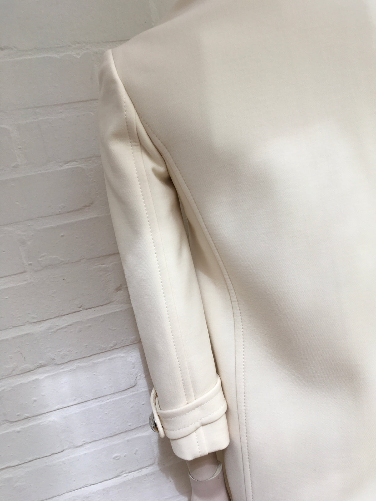 GUCCI White Wool-crepe Double Breasted Napoleon Coat Size I 36 ladies