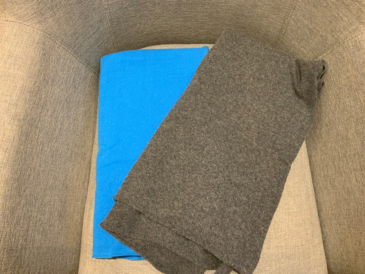 Pringle of Scotland Pure Cashmere Unisex Shall Scarf Blue or Grey ladies