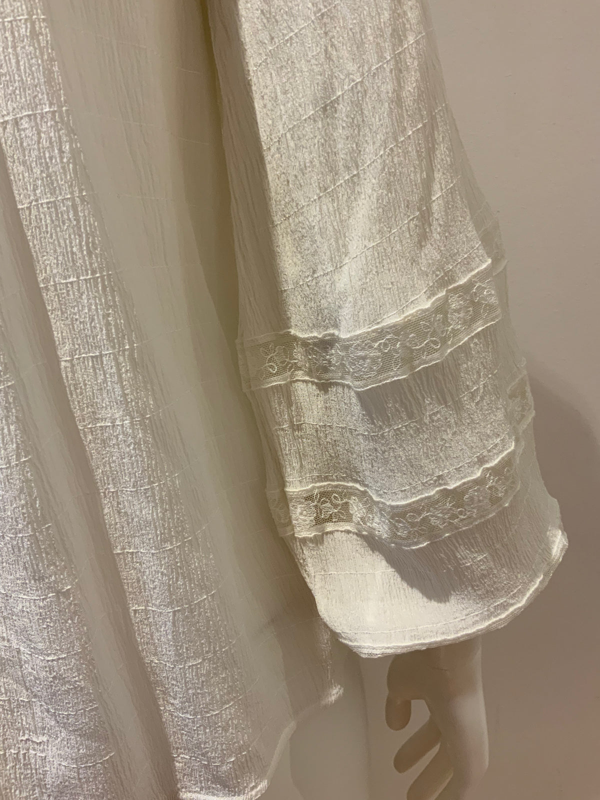 ZIMMERMANN MOST WANTED Whitewave Pin tuck lace-paneled silk Blouse SIZE 0 XS ladies