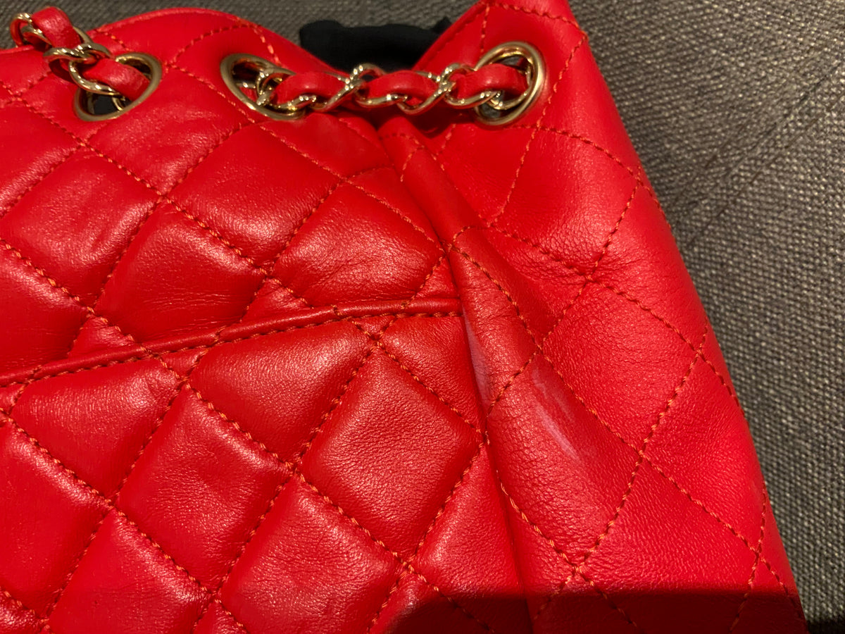 CHANEL Lambskin Quilted Medium Drawstring Classic Bag Handbag ladies