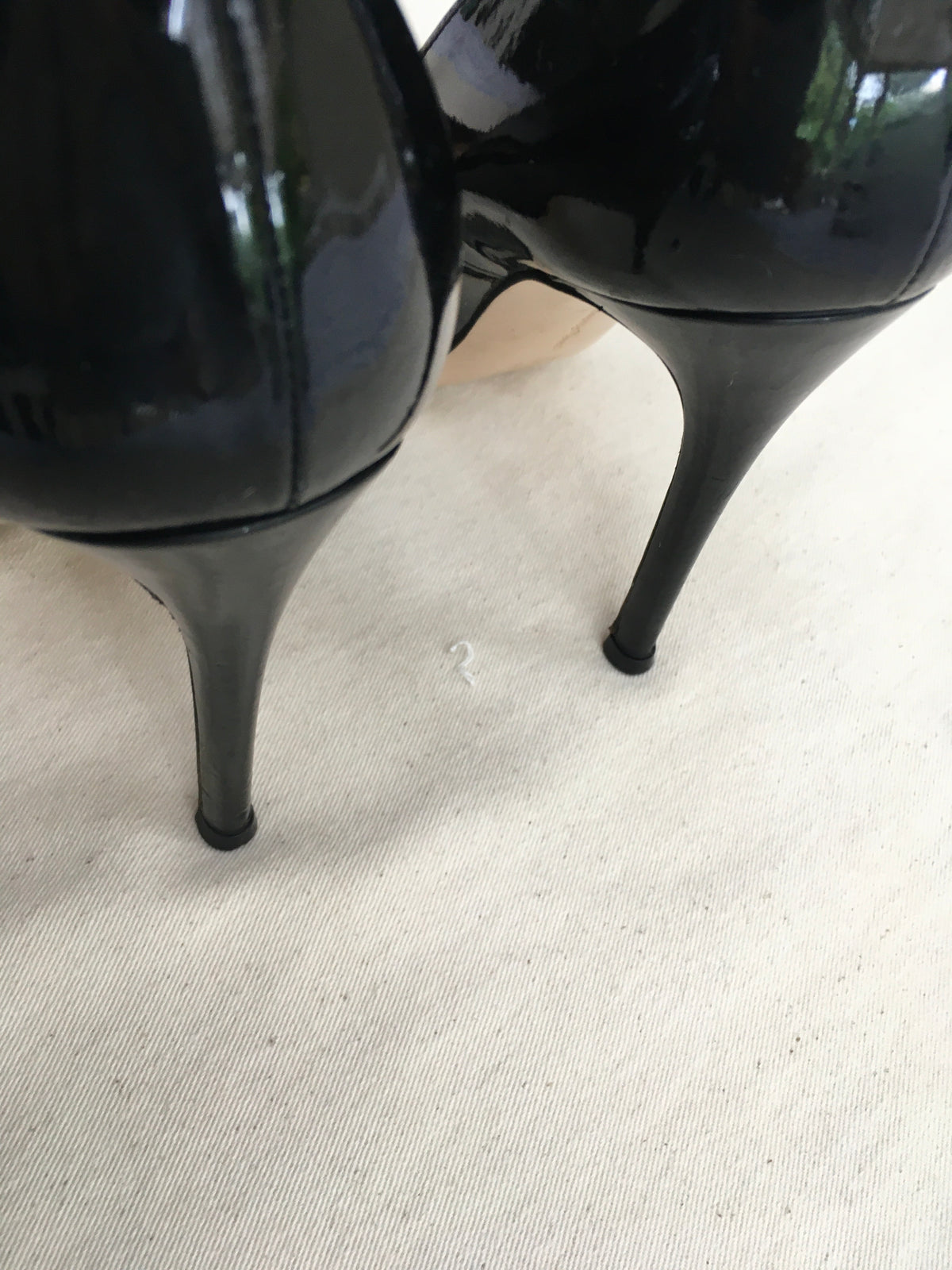 Gianvito Rossi Patent Leather Pointed-Toe Pumps heels shoes Size 36 US 6 UK 3 ladies