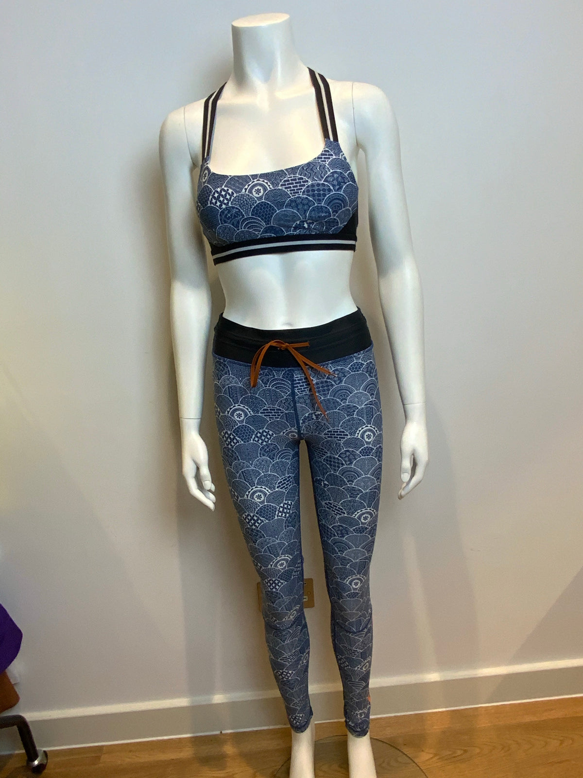 THE UPSIDE Blue Shimoda printed stretch-jersey Leggings +Top Set Size Small US 6 ladies