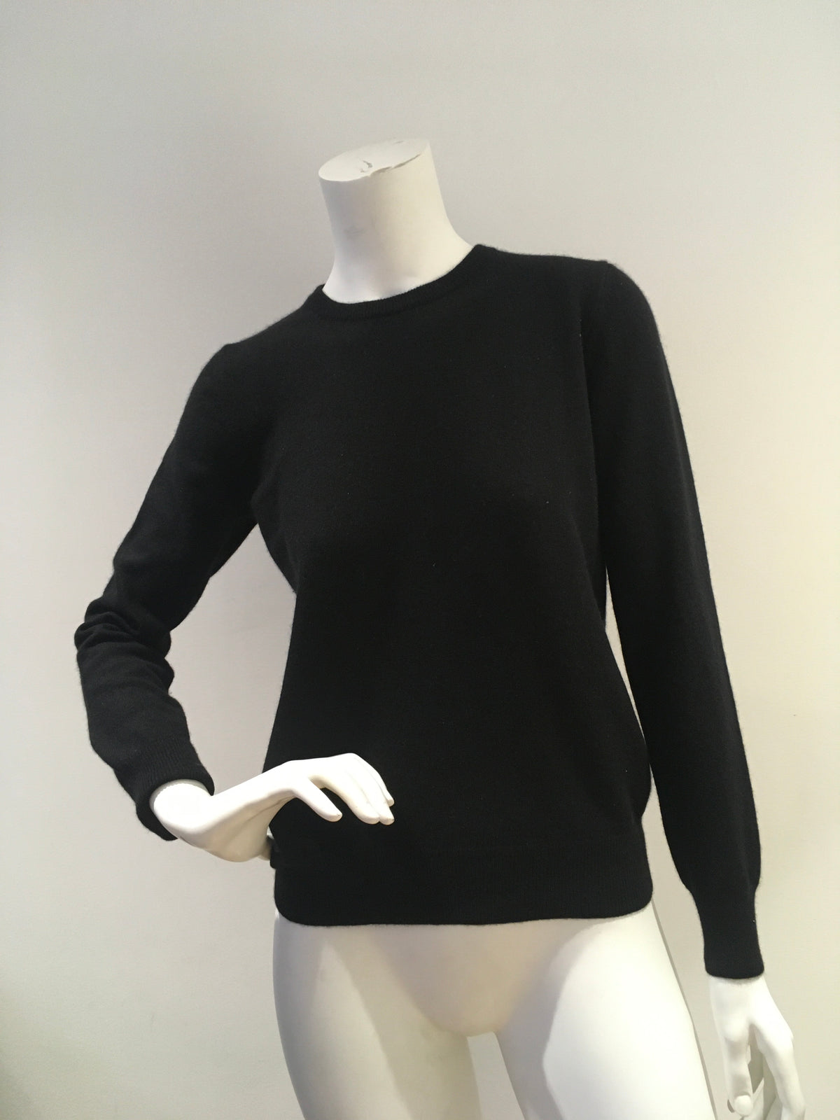 N.Peal Black Cashmere Knit Jumper Sweater Size S Small ladies