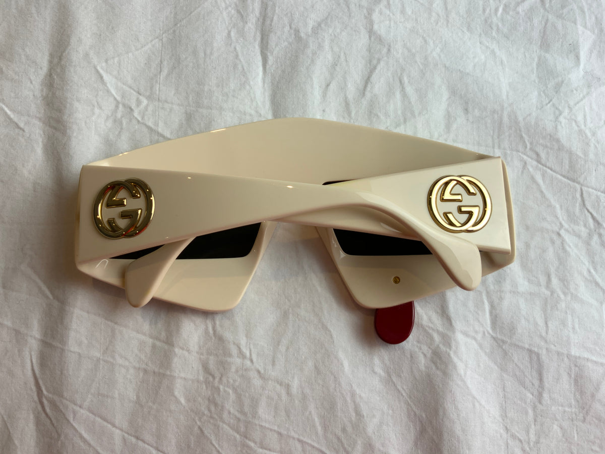 GUCCI Acetate Crystal Hollywood Forever Tear Drop Sunglasses GG0359S Ivory ladies