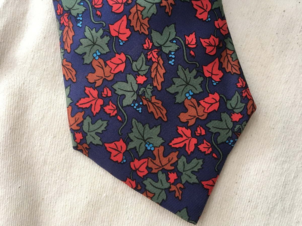 Hermès HERMES Paris Silk Leaf Print Tie 7406 PA 100% AUTHENTIC Men