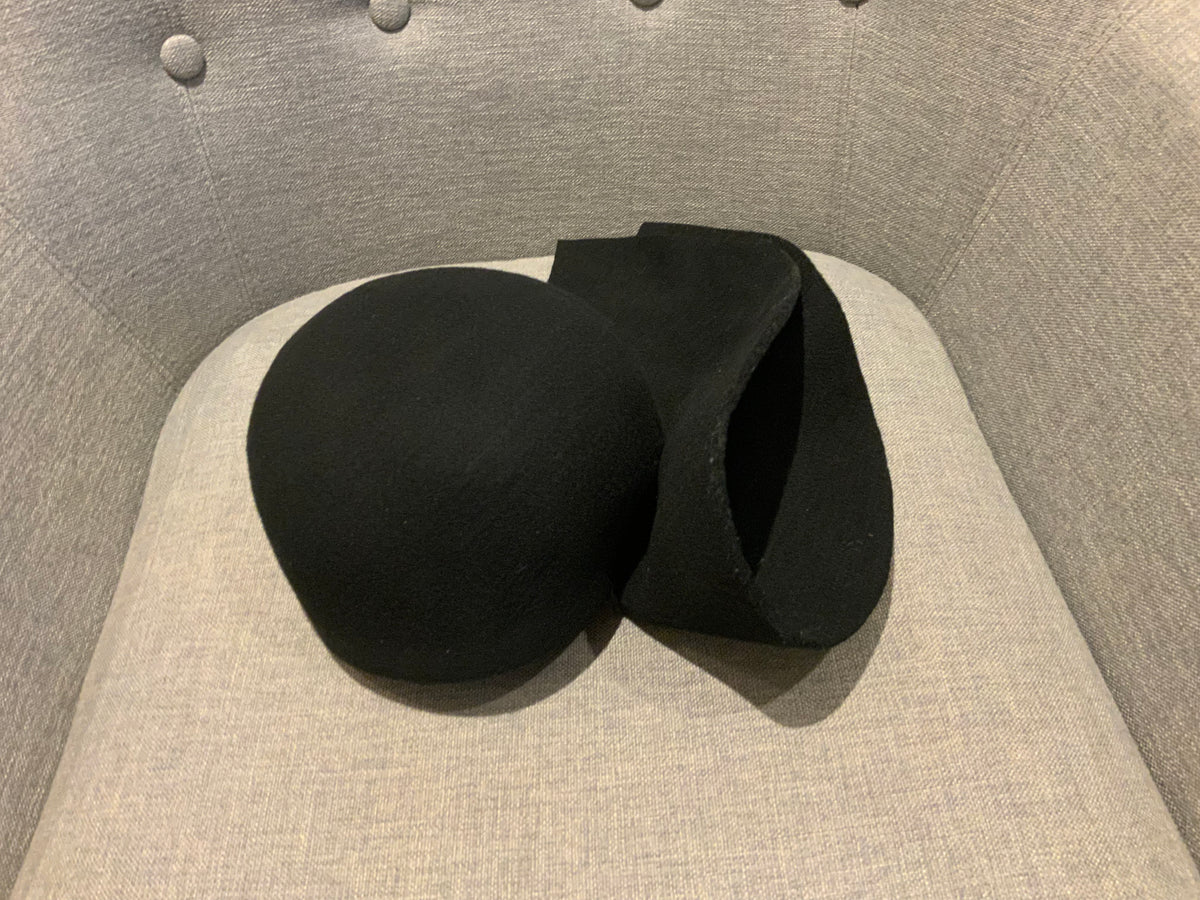 EXTREMLY RARE Comme des Garçons Stephen Jones Wool Hat ladies