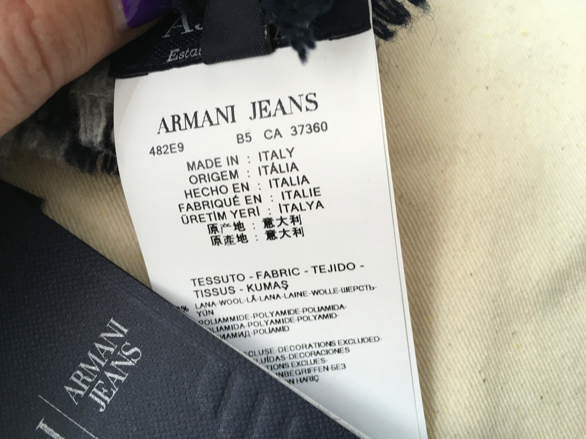 ARMANI JEANS Navy Blue & Grey houndstooth wool knit Cozy Scarf Shawl ladies