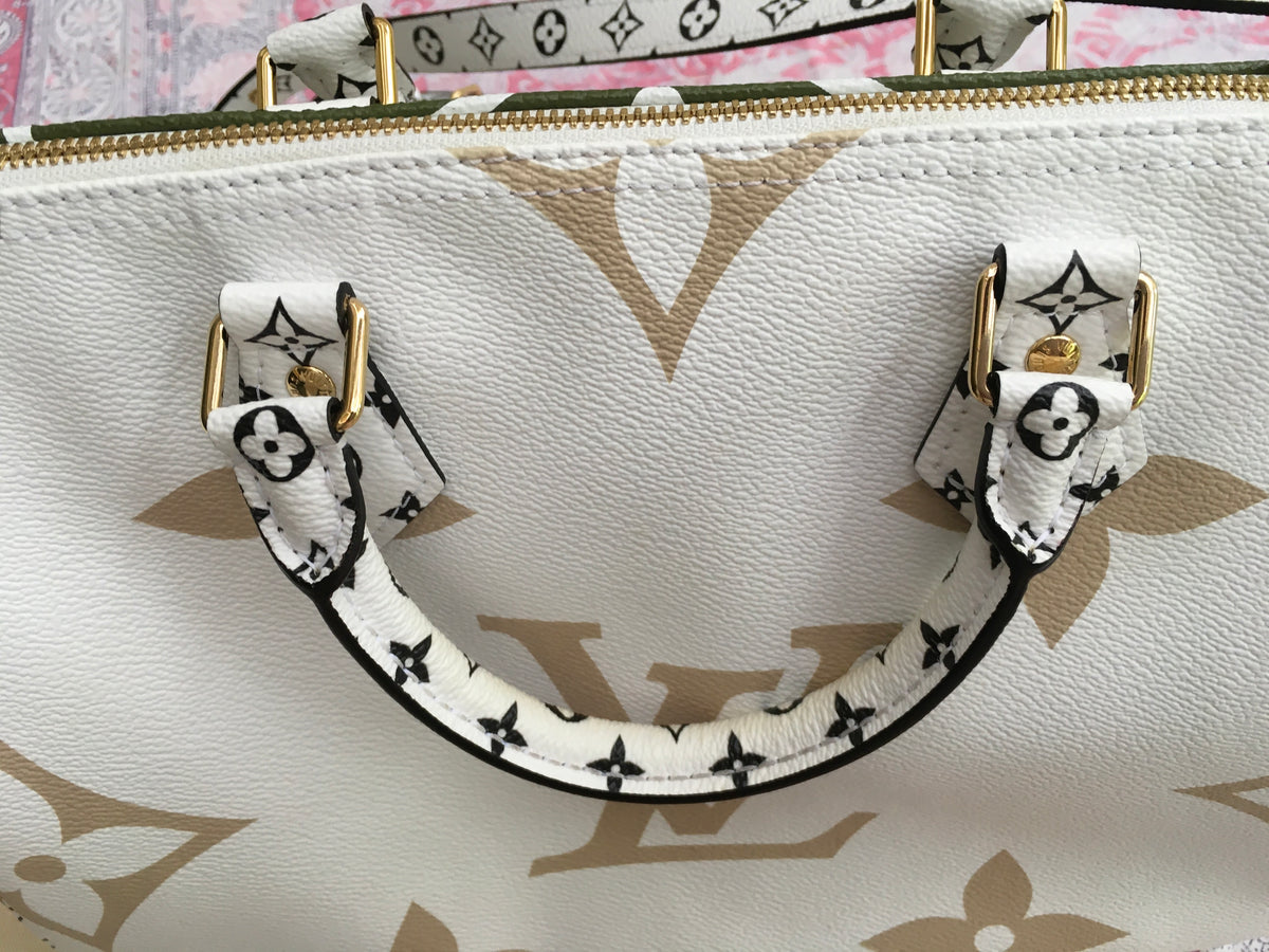 LOUIS VUITTON Monogram Giant Speedy Bandouliere 30 Kaki Creme LIMITED EDITION ladies