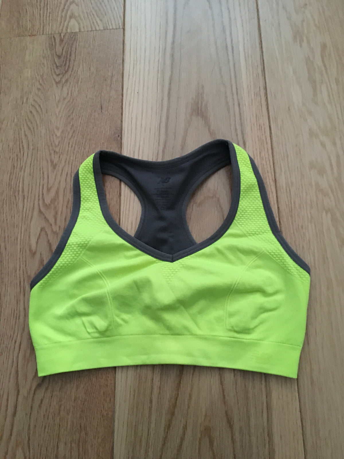 NB New Balance Bright Neon sports bra Size S Small LADIES