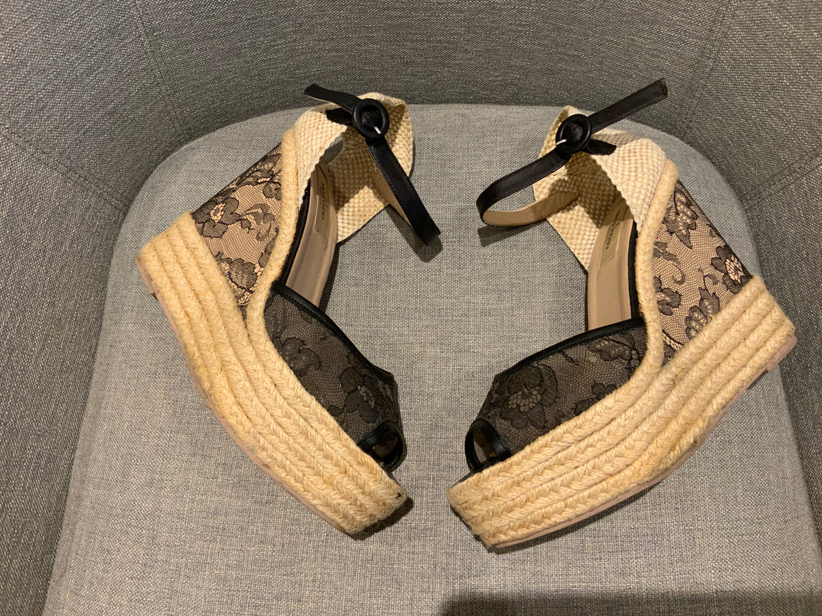 Valentino Women's Lace Wedge Sandals Size 39 UK 6 US 9 ladies