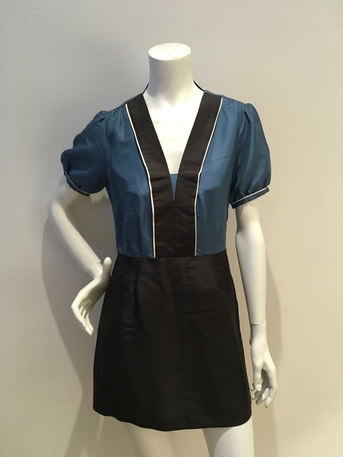 Amazing Rare See by CHLOÉ Celebrities Silk Colorblock Dress Size I 38 US 2 UK 6 ladies