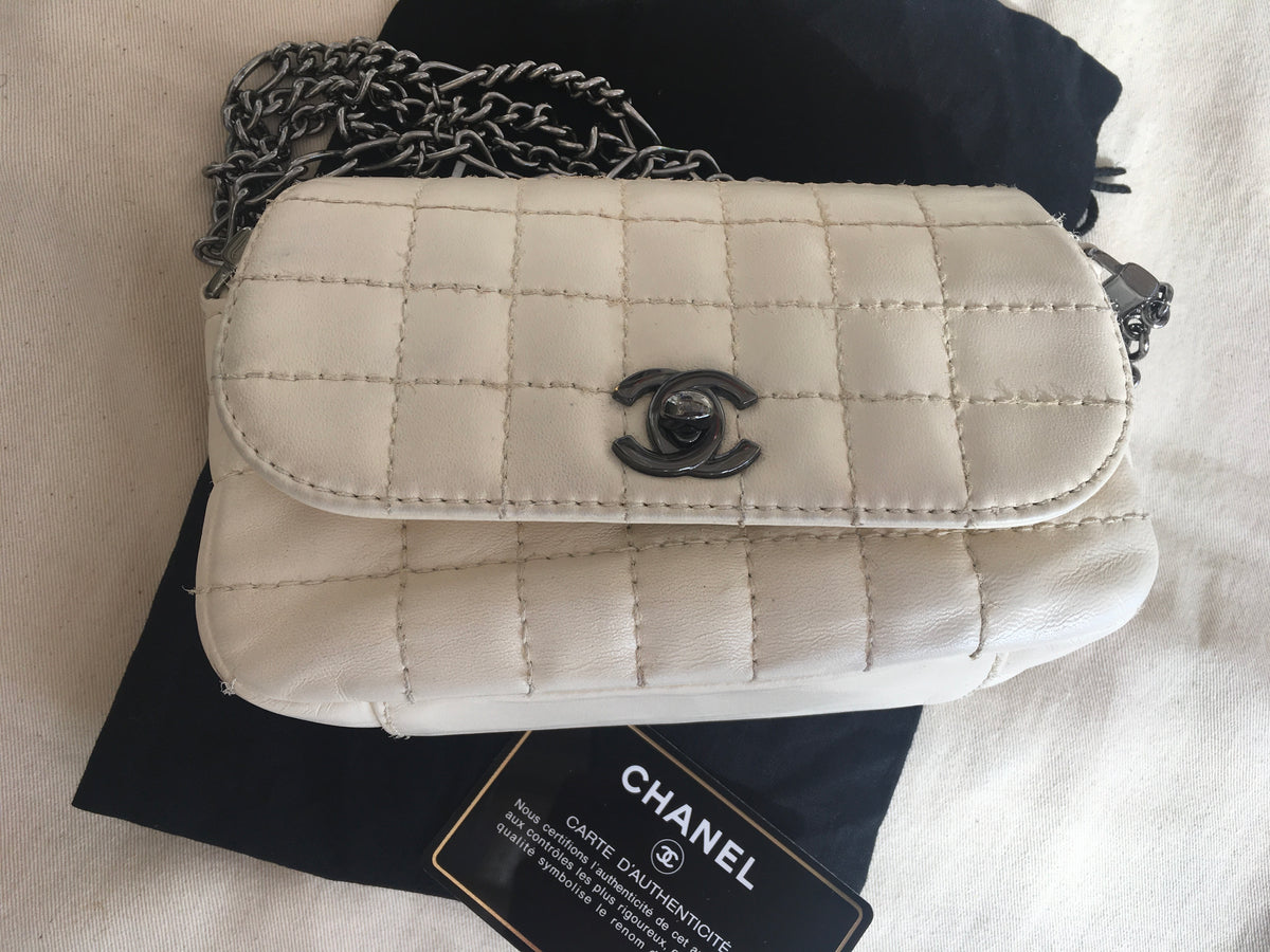 Chanel White Square Quilted Leather Mini Flap Handbag Multi Chain Bag Rare Ladies