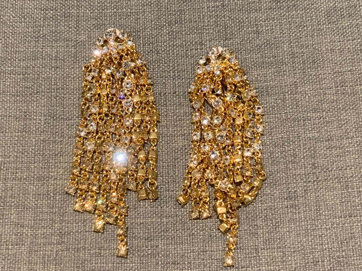 Oscar de la Renta Crystal Cascade Waterfall Clip-On Earrings ladies