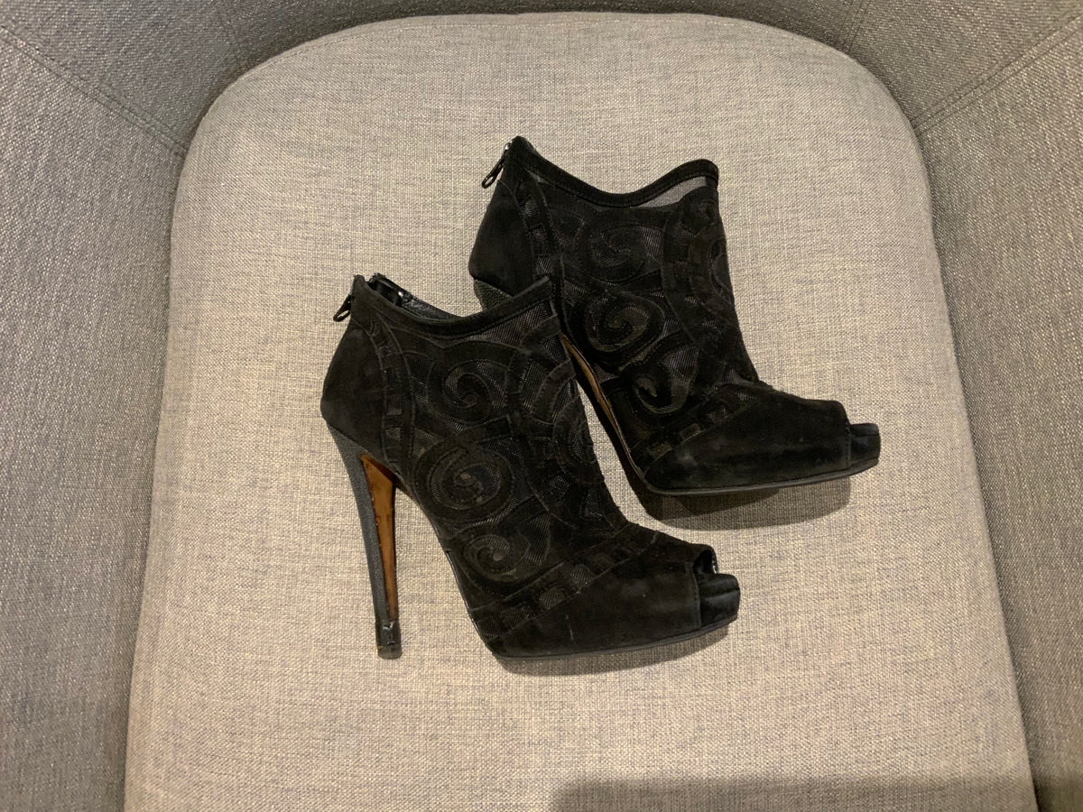 $1275 CHRISSIE MORRIS Suede Mesh Accents Booties Heels Size 36 UK 3 US 6 ladies