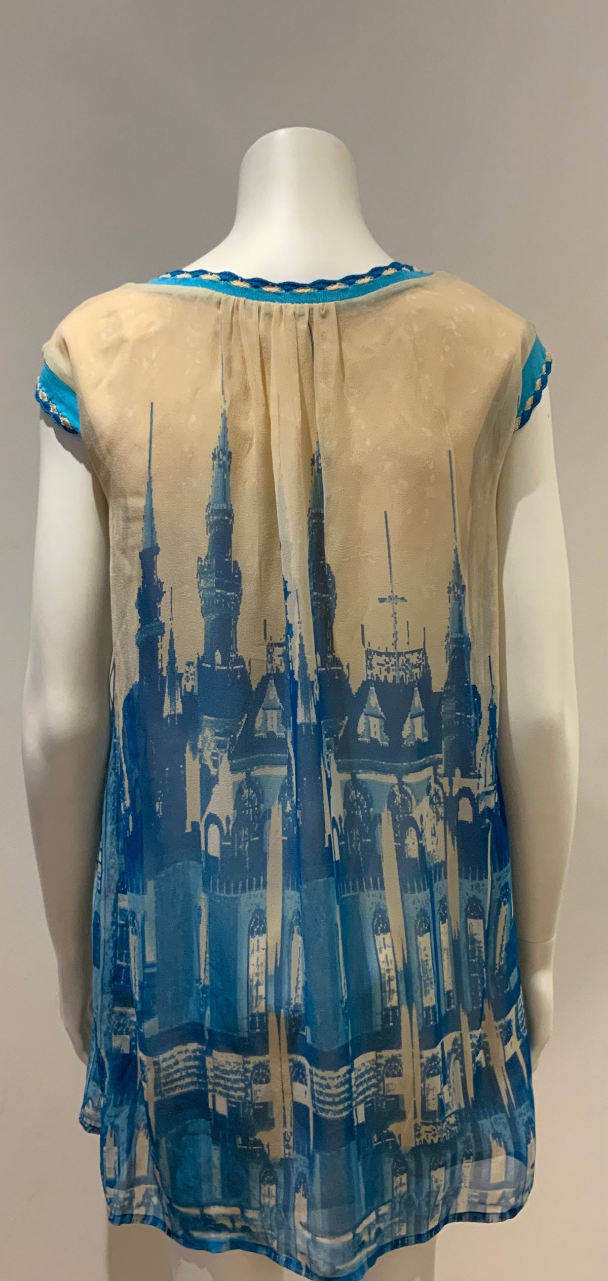 Cacharel RUNAWAY Silk City Cathedral Print Mini Dress Size F 34 UK 6 US 2 ladies