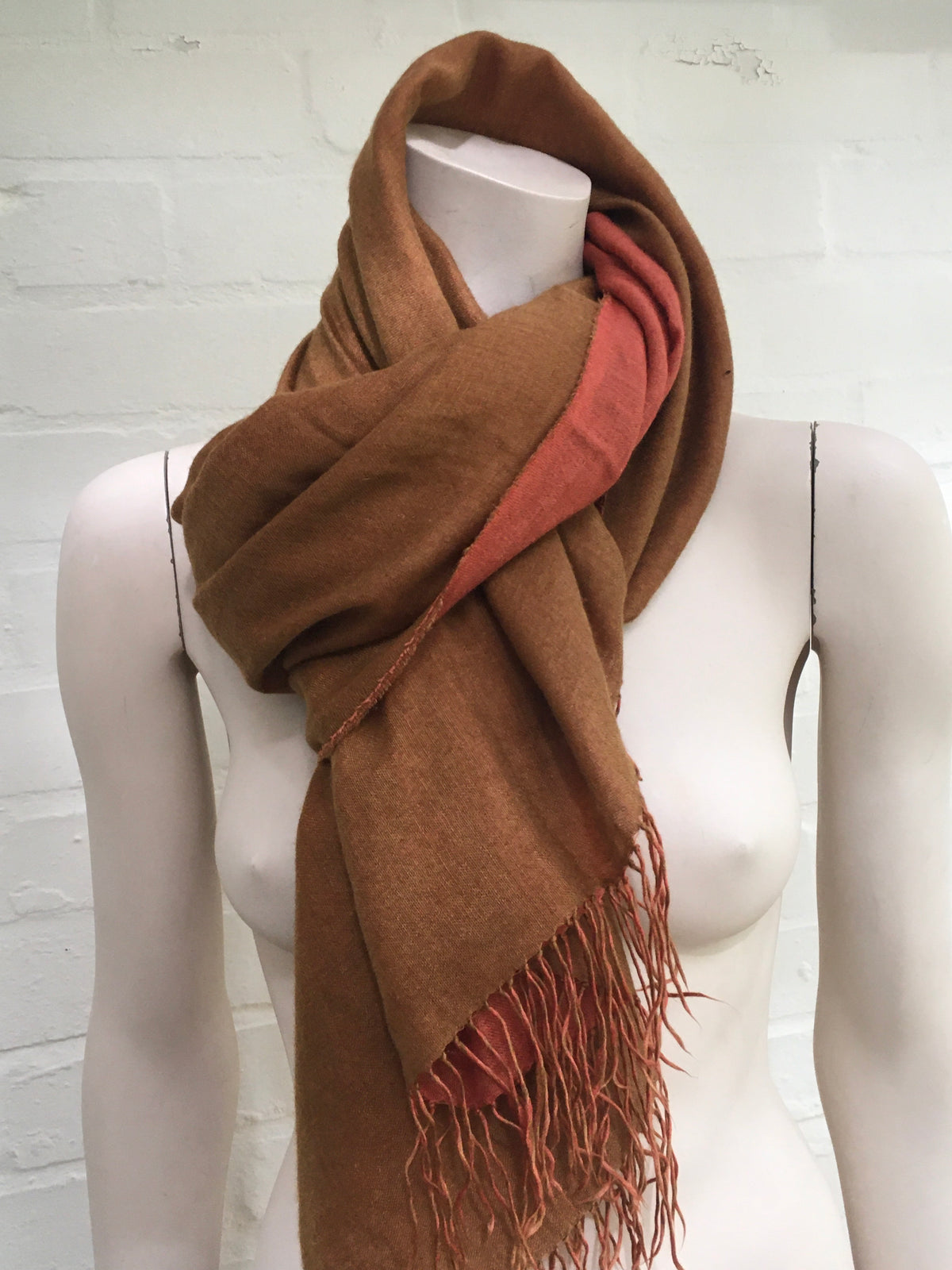 Salvatore Ferragamo Cashmere Knit Orange Knit Shawl Scarf ladies