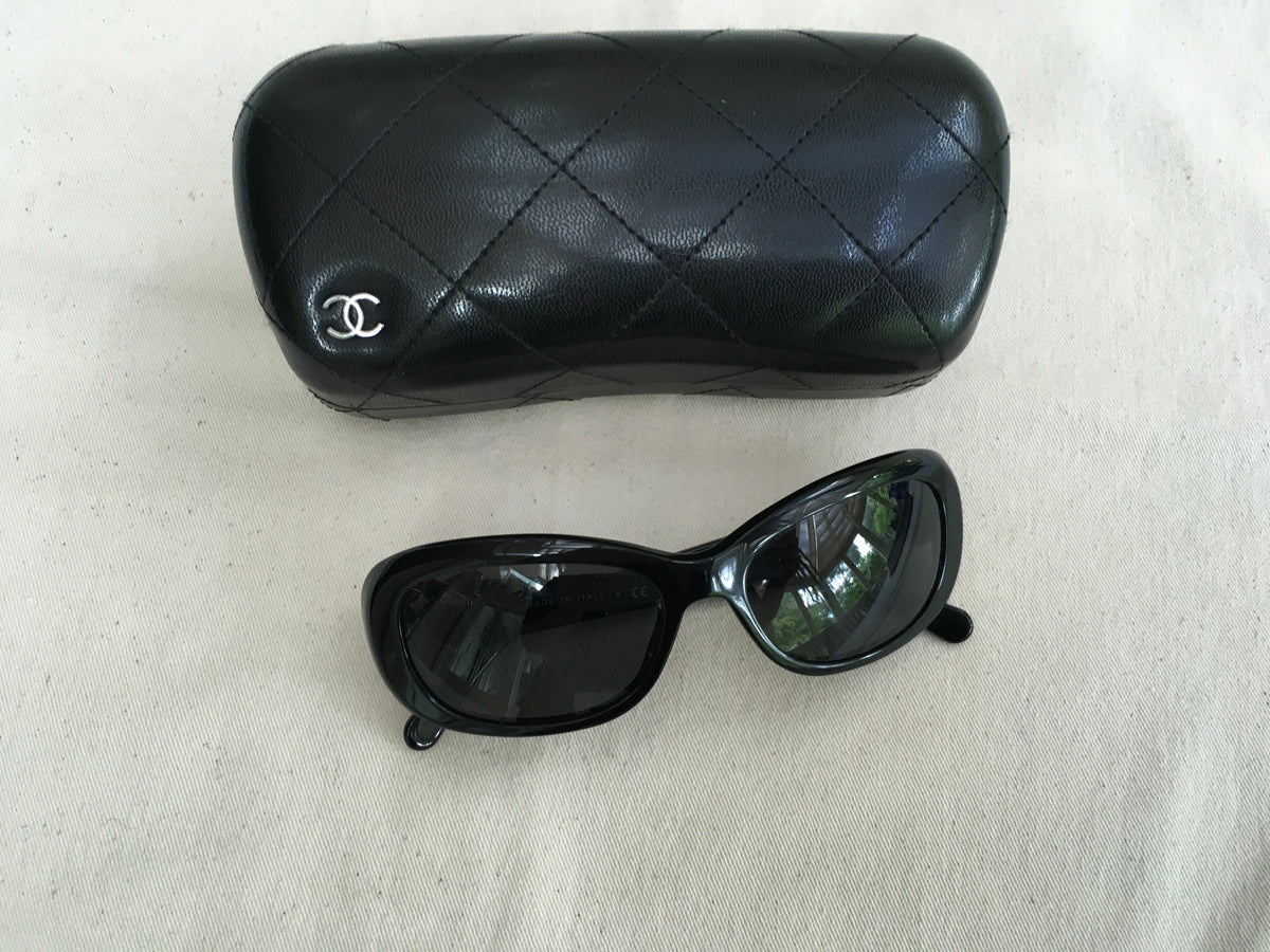 Chanel 5181-B Black Rectangle Gripoix CC Women Sunglasses ladies