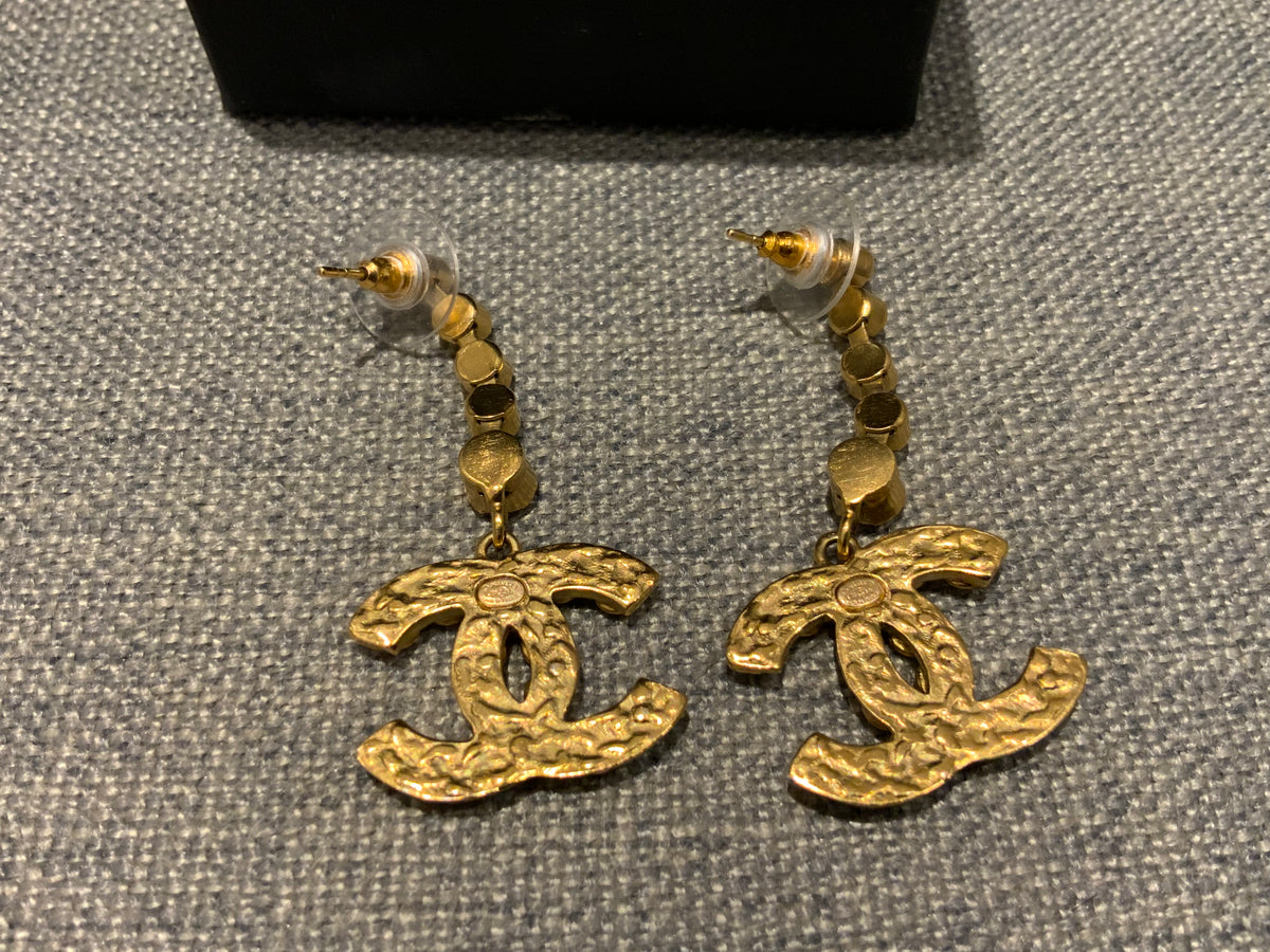 CHANEL 2020 CC Crystal Gold Drop Earrings ladies