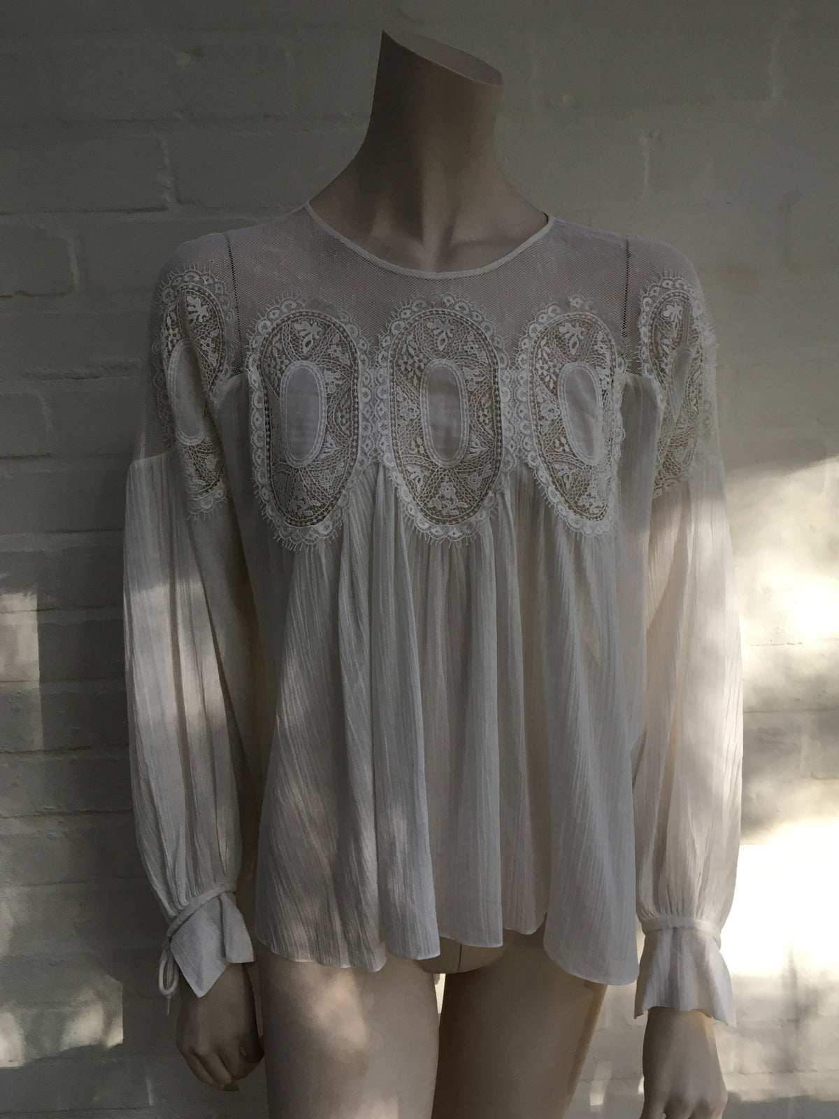 CHLOÉ Lace-trimmed cotton-voile blouse Size FR 36 Ladies