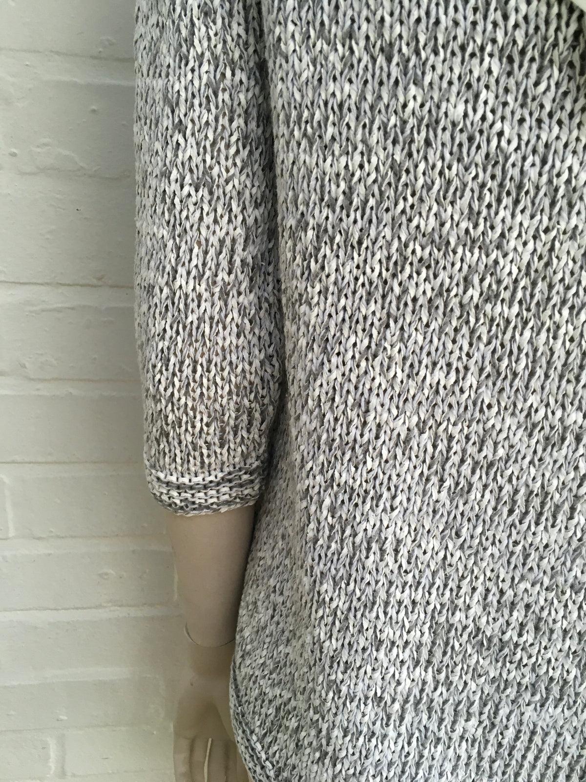 FABIANA FILIPPI Grey Knit Sweater Jumper Feathers Trim Size I 38 UK 6 US 2 XS ladies