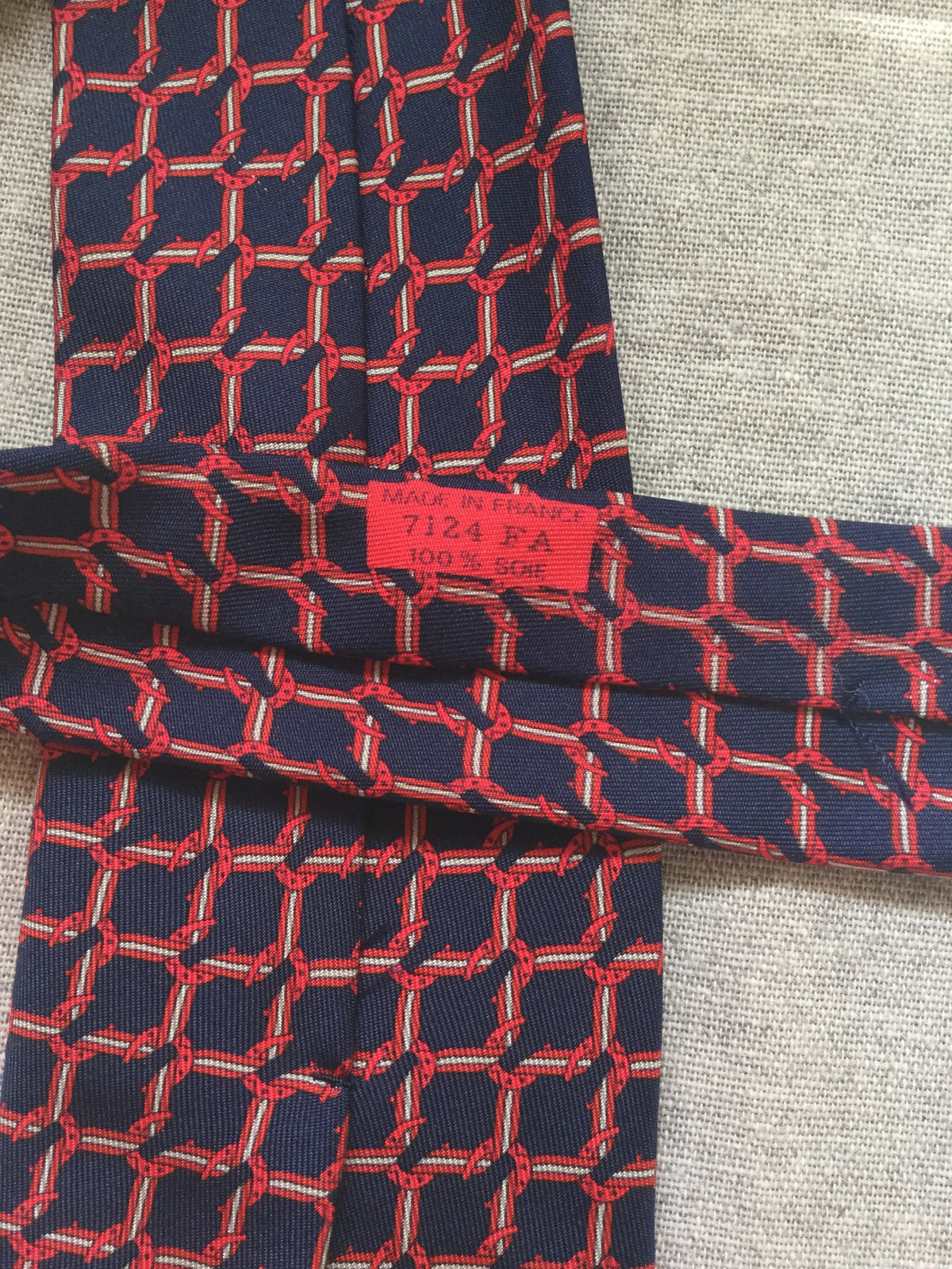 Hermès Paris Silk Blue Print Tie 7124 FA 100% AUTHENTIC Men