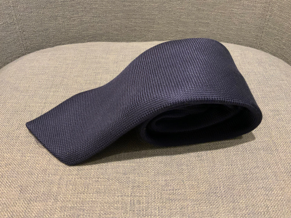 Hermès HERMES Paris Silk 233623 SA Heavy Silk Navy 100% AUTHENTIC Men
