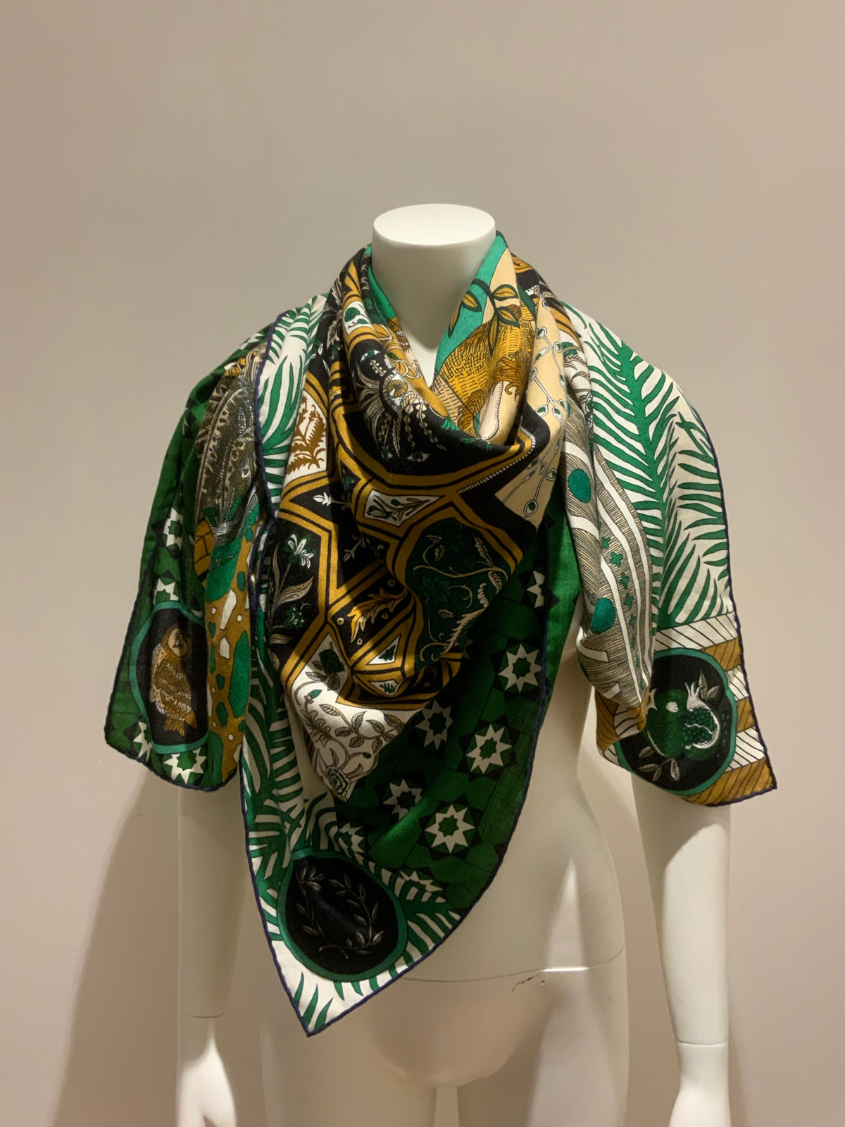 Hermès Hermes 2021 La Danse Des Amazones By Edouard Baribeaud Cashmere Shawl ladies