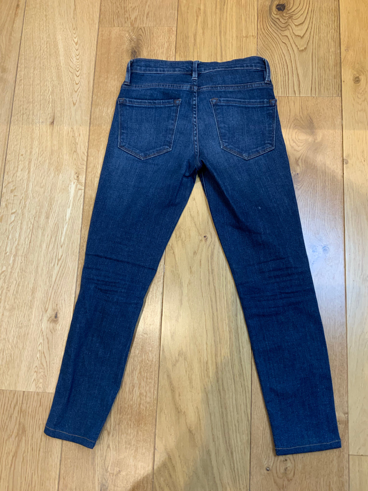 FRAME LE SKINNY DE JEANNE CROP DISTRESSED DENIM JEANS Size 24 ladies