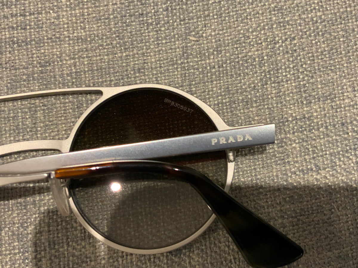 Prada Unisexe SPR 690 Sunglasses Matte Silver Round Lenses men