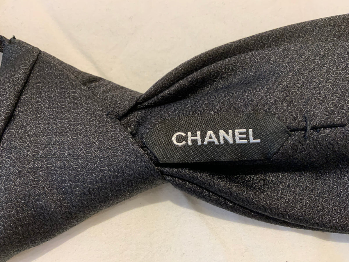 Chanel 2017 Runway Cuba Collection Black Tie ladies