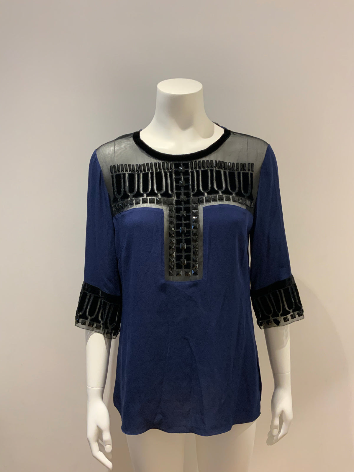 ANDREW GN Silk Beaded runaway collection top Size F 38 UK 10 US 6 $3280 ladies