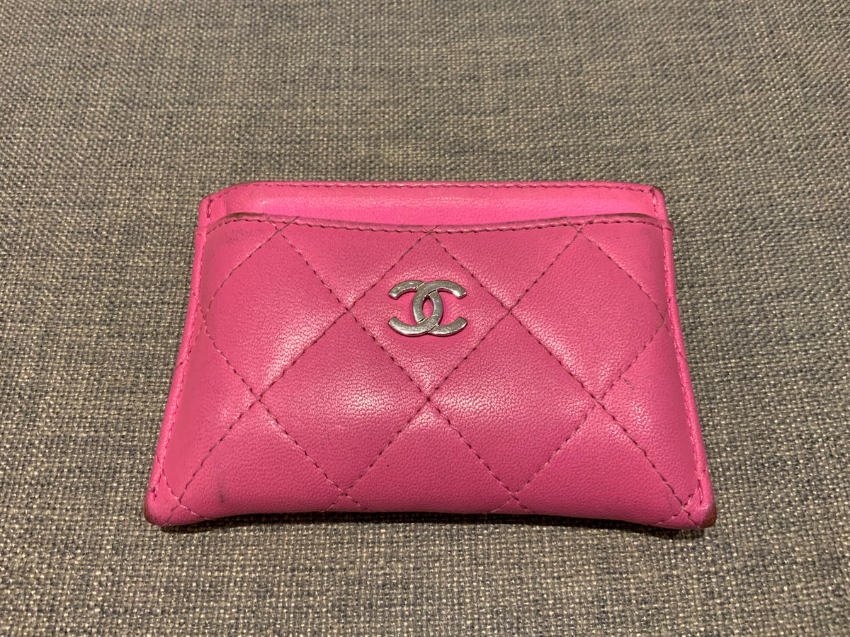CHANEL Lambskin Quilted 2021 Neon Pink CC Logo Card Holder Wallet ladies